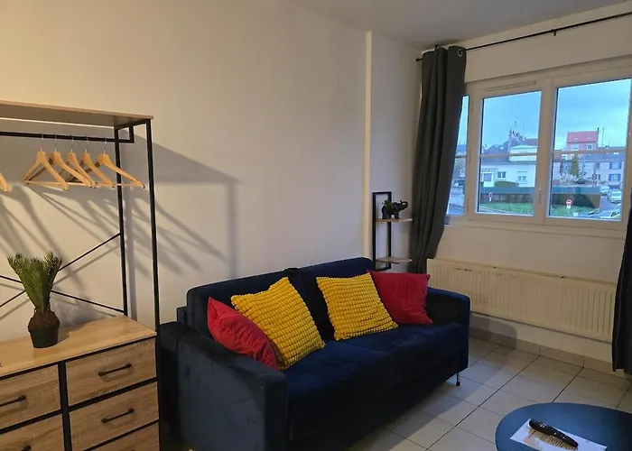 Alhéna - Sils Apartman Caen